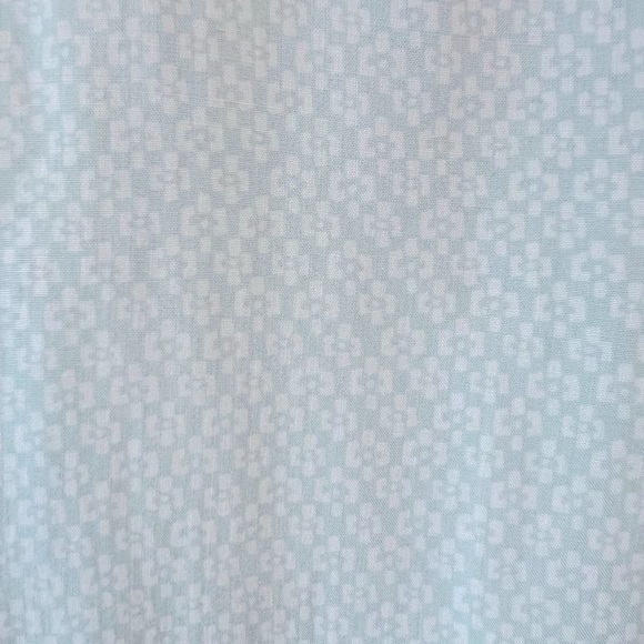 Liz Claiborne NWT Blouse. Size L - Picture 6 of 11